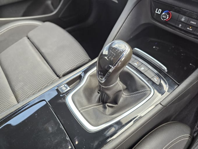 2025 Vauxhall Insignia