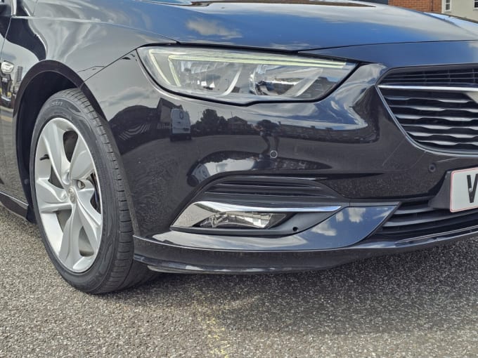 2025 Vauxhall Insignia