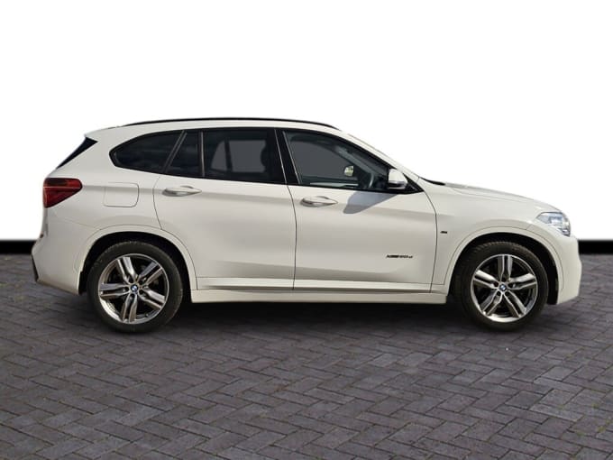 2025 BMW X1