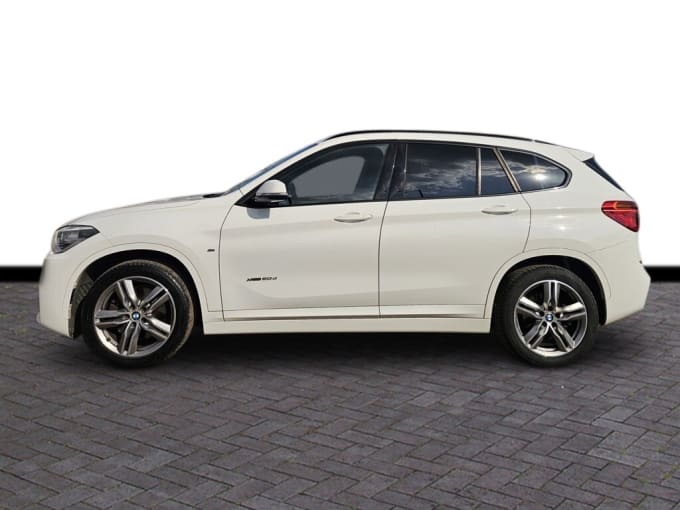 2025 BMW X1