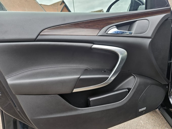 2025 Vauxhall Insignia