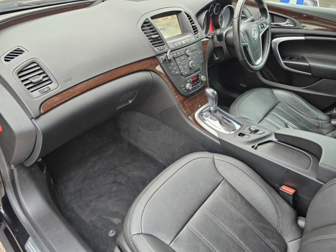 2025 Vauxhall Insignia