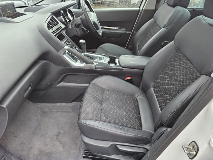 2025 Peugeot 3008