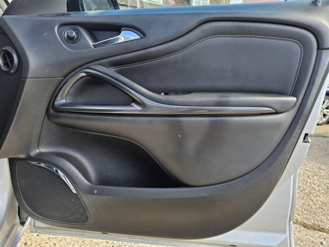2025 Vauxhall Zafira Tourer