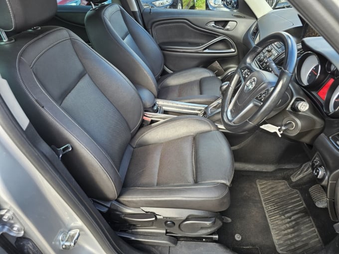 2025 Vauxhall Zafira Tourer