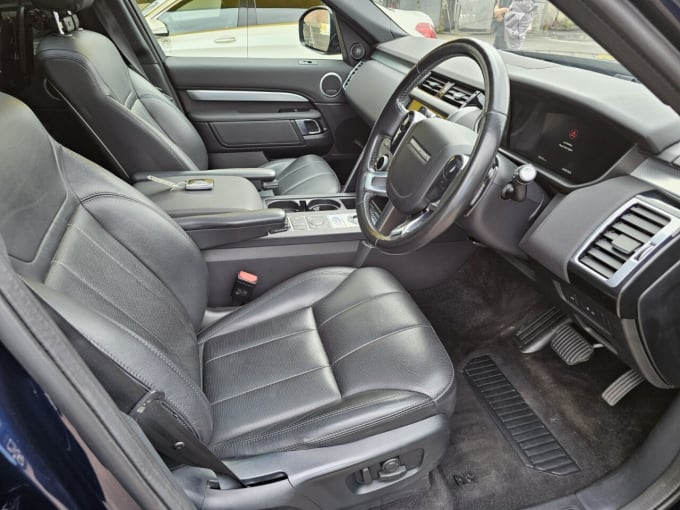 2025 Land Rover Discovery