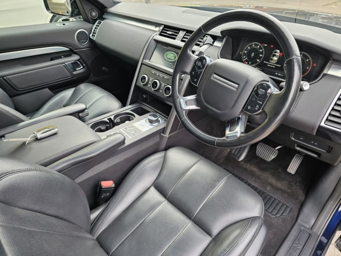 2025 Land Rover Discovery