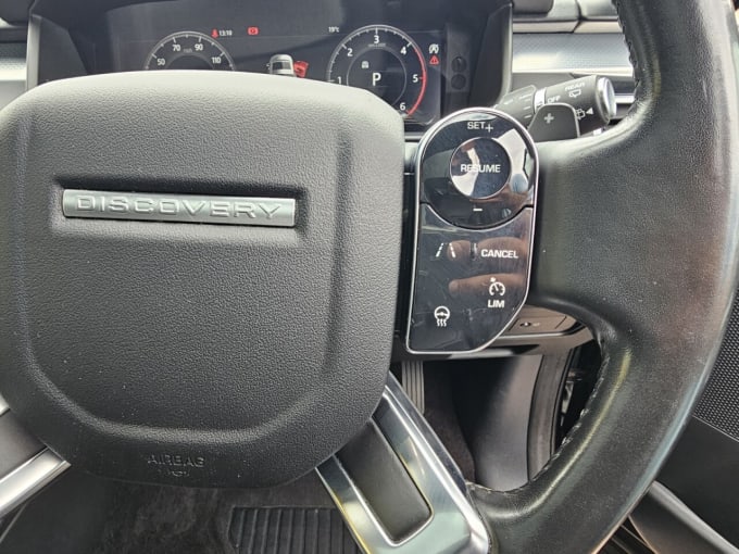 2025 Land Rover Discovery