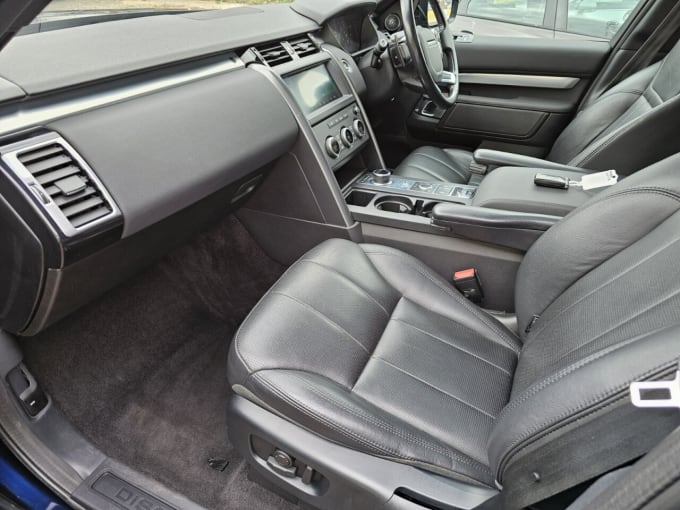 2025 Land Rover Discovery