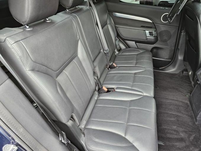 2025 Land Rover Discovery