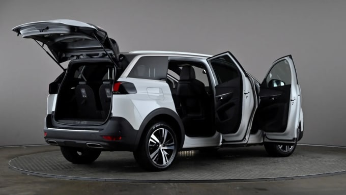 2020 Peugeot 5008