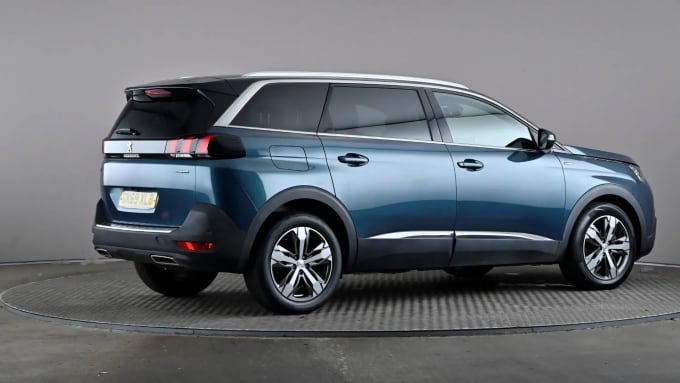 2019 Peugeot 5008