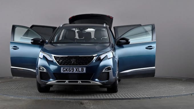 2019 Peugeot 5008