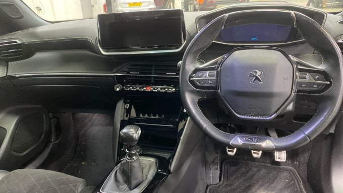 2021 Peugeot 2008