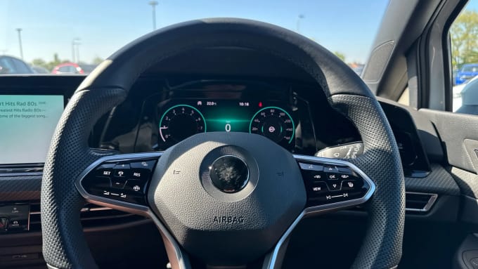 2022 Volkswagen Golf