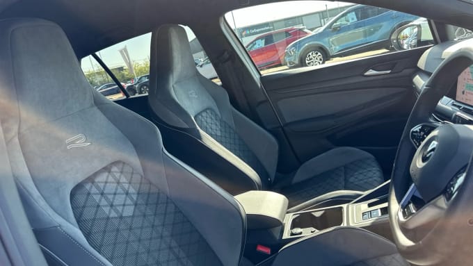 2022 Volkswagen Golf