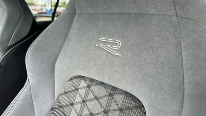 2023 Volkswagen Golf