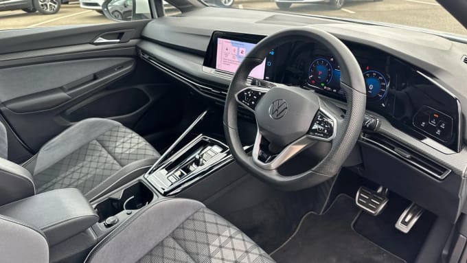 2023 Volkswagen Golf