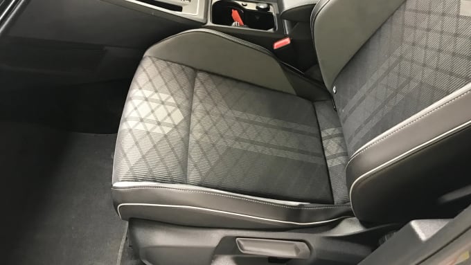 2022 Volkswagen Golf