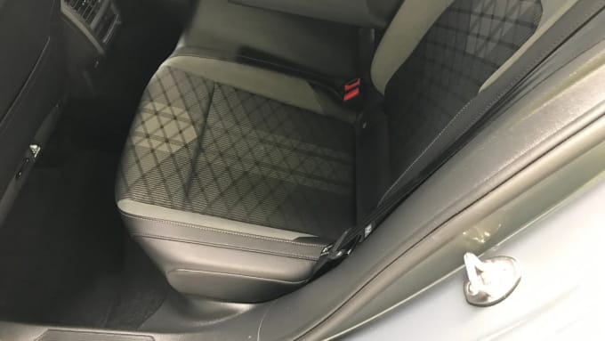 2022 Volkswagen Golf