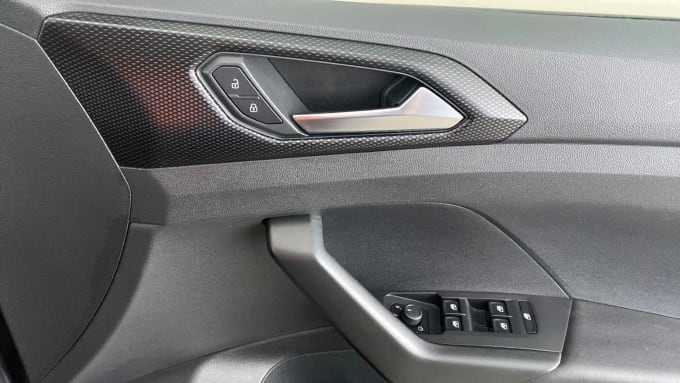 2022 Volkswagen T-cross