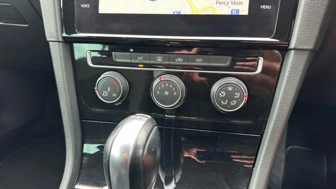 2017 Volkswagen Golf