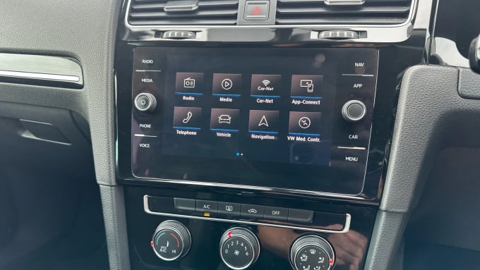2017 Volkswagen Golf
