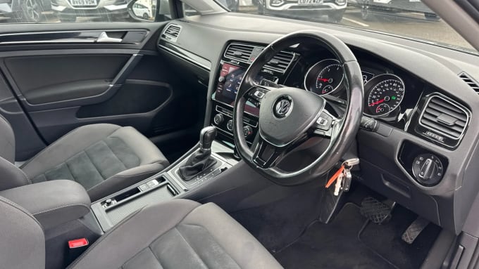 2017 Volkswagen Golf