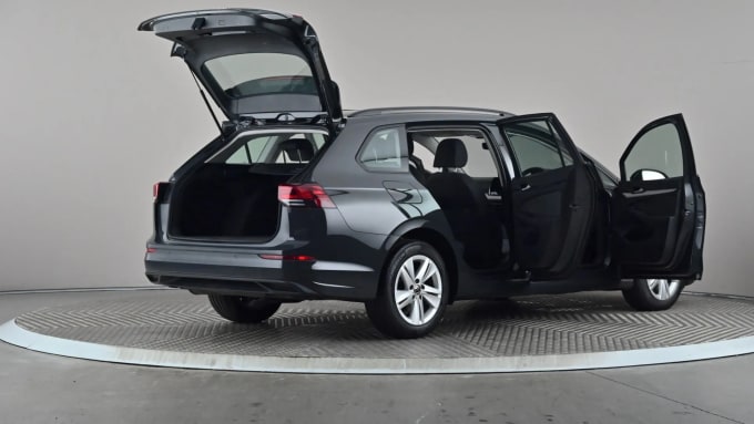 2023 Volkswagen Golf