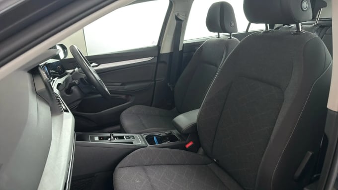 2023 Volkswagen Golf