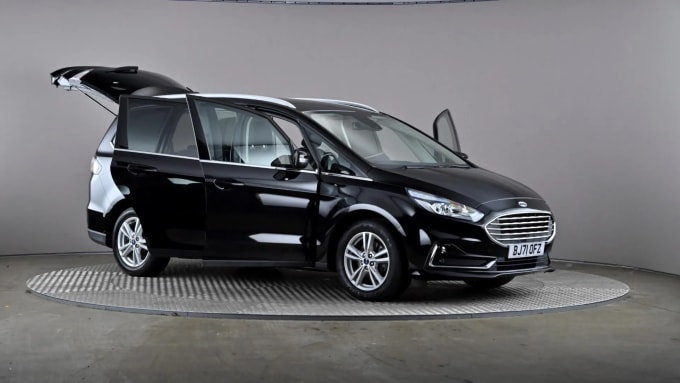 2021 Ford Galaxy