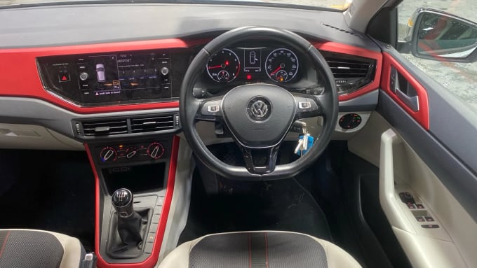 2018 Volkswagen Polo