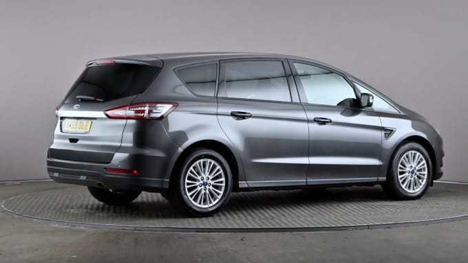 2019 Ford S-max