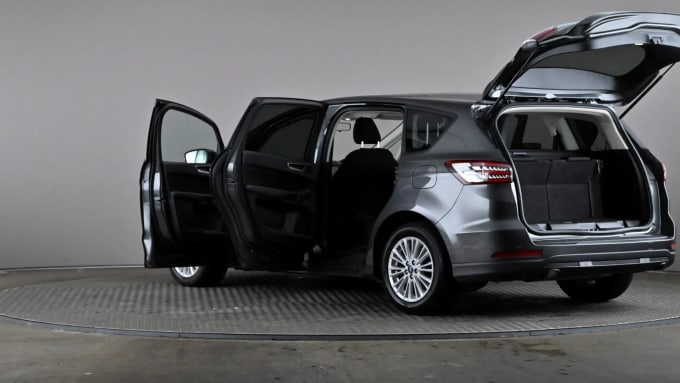 2019 Ford S-max