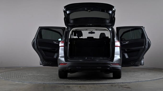 2019 Ford S-max