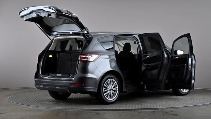 2019 Ford S-max