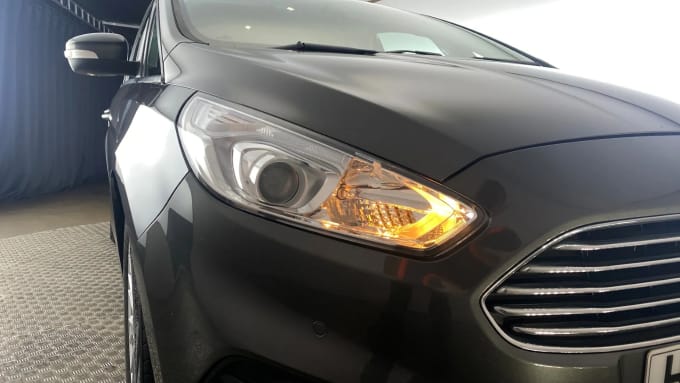 2019 Ford S-max
