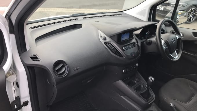 2019 Ford Transit Courier