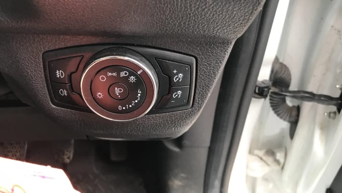 2019 Ford Transit Courier