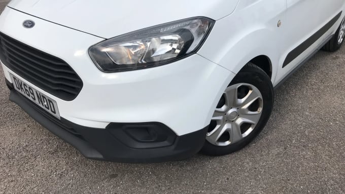 2019 Ford Transit Courier