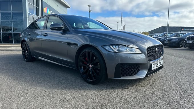 2016 Jaguar Xf