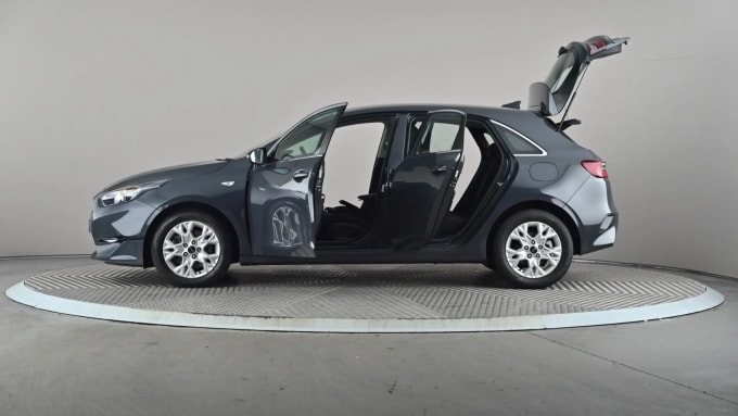 2022 Kia Ceed