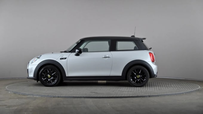 2022 Mini Hatch