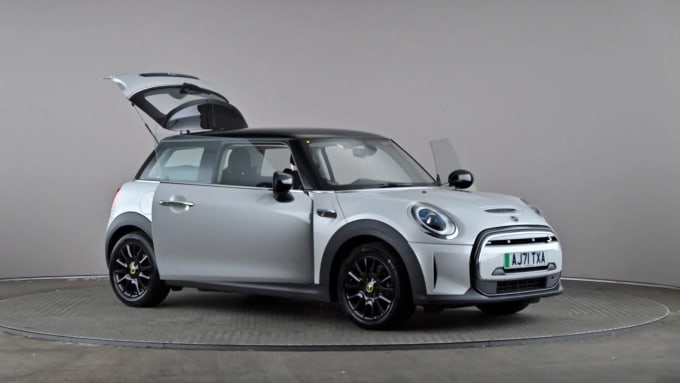 2022 Mini Hatch