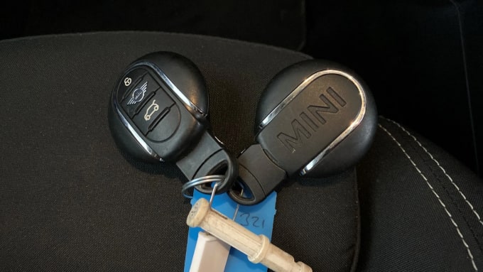 2022 Mini Hatch