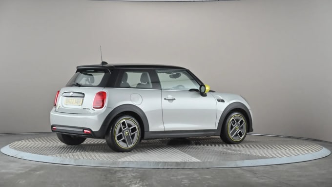 2022 Mini Hatch