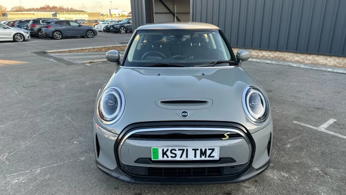 2022 Mini Hatch