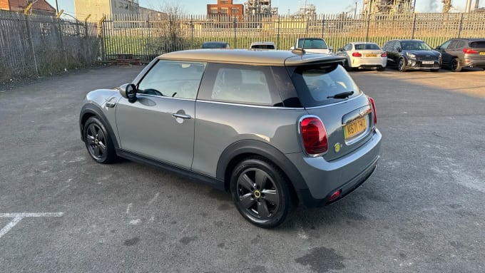 2022 Mini Hatch