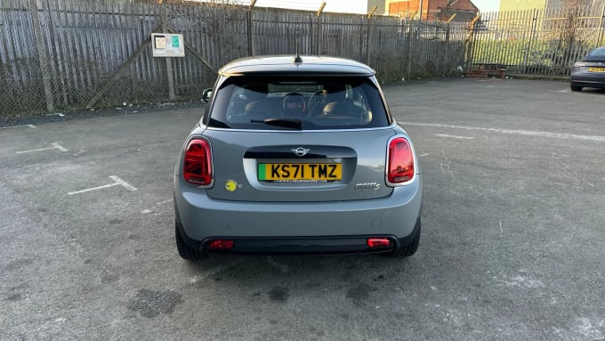 2022 Mini Hatch