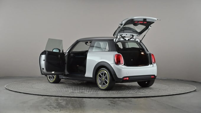 2021 Mini Hatch